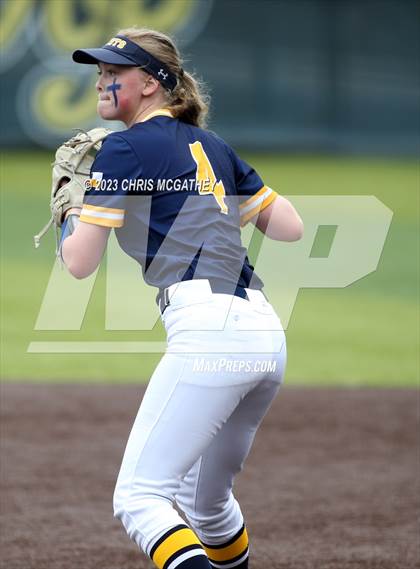 Thumbnail 2 in Arlington Martin @ Highland Park (UIL 6A Softball Region II B-District) photogallery.