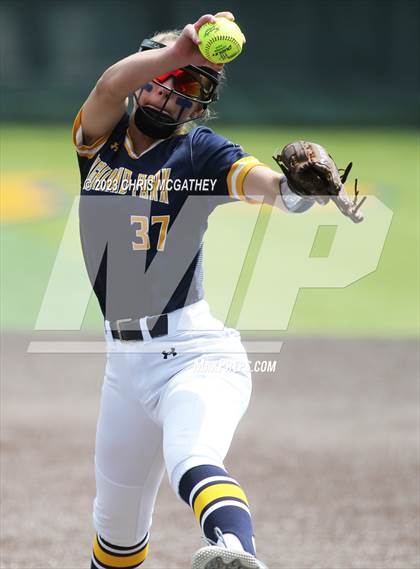 Thumbnail 3 in Arlington Martin @ Highland Park (UIL 6A Softball Region II B-District) photogallery.
