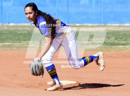 Thumbnail 2 in Sierra Vista vs Desert Oasis photogallery.