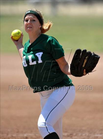 Thumbnail 3 in St. Paul vs. Poly (Savanna Tournament) photogallery.