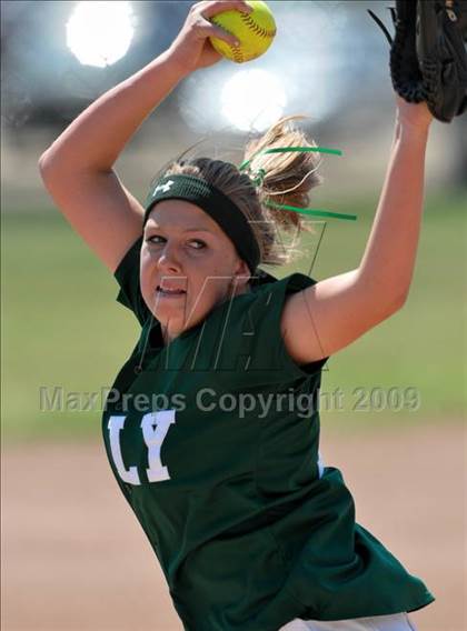 Thumbnail 2 in St. Paul vs. Poly (Savanna Tournament) photogallery.
