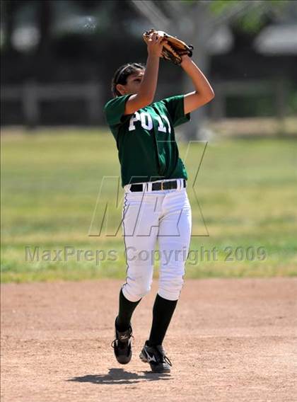 Thumbnail 2 in St. Paul vs. Poly (Savanna Tournament) photogallery.