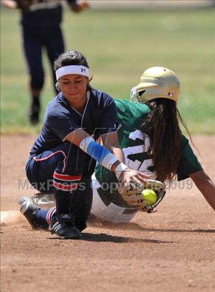 Thumbnail 2 in St. Paul vs. Poly (Savanna Tournament) photogallery.