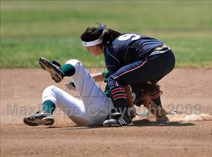 Thumbnail 1 in St. Paul vs. Poly (Savanna Tournament) photogallery.