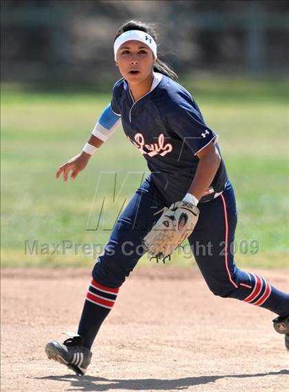 Thumbnail 3 in St. Paul vs. Poly (Savanna Tournament) photogallery.