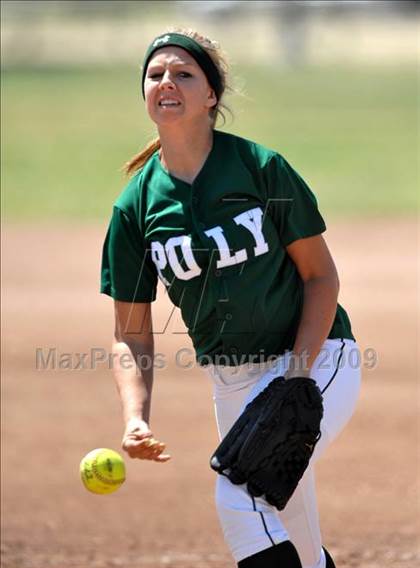 Thumbnail 1 in St. Paul vs. Poly (Savanna Tournament) photogallery.