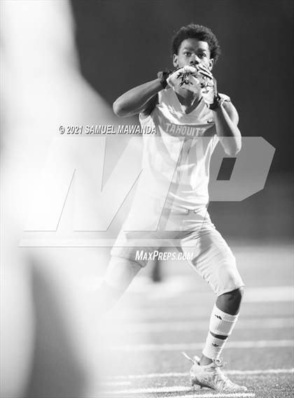 Thumbnail 1 in Tahquitz @ Harvard-Westlake (CIFSS D12 Playoffs) photogallery.