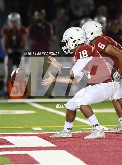 Thumbnail 2 in Cajon vs. Paso Robles photogallery.