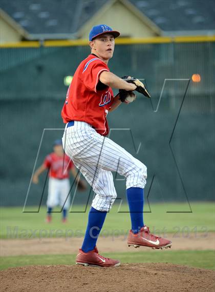 Thumbnail 2 in Reno vs Spanish Springs (NIAA D1 Playoff Game) photogallery.