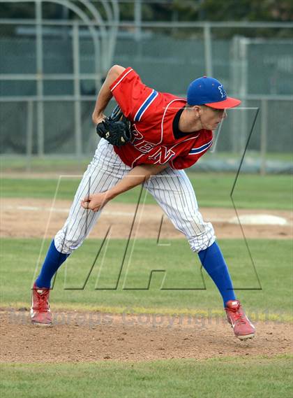 Thumbnail 3 in Reno vs Spanish Springs (NIAA D1 Playoff Game) photogallery.