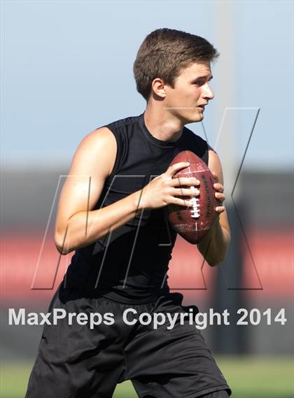 Thumbnail 2 in Great Oak vs. Escondido (SDSU Passing Tournament) photogallery.