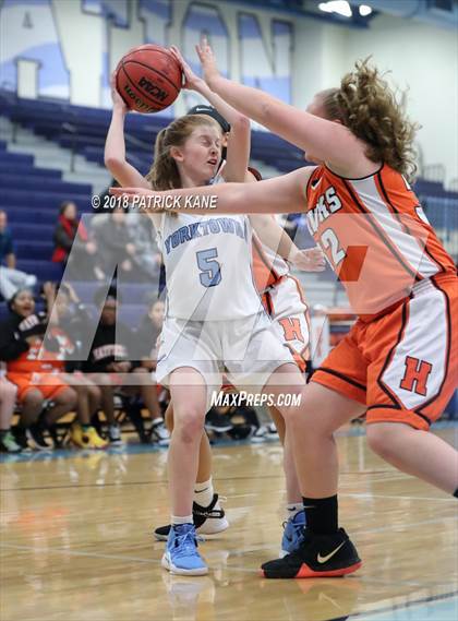 Thumbnail 3 in Hayfield @ Yorktown photogallery.