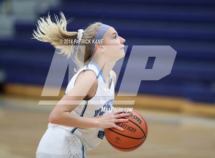 Thumbnail 1 in Hayfield @ Yorktown photogallery.
