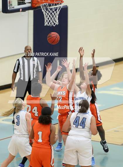 Thumbnail 2 in Hayfield @ Yorktown photogallery.