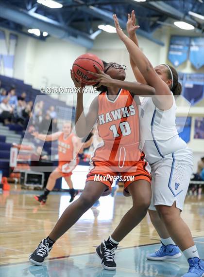 Thumbnail 2 in Hayfield @ Yorktown photogallery.