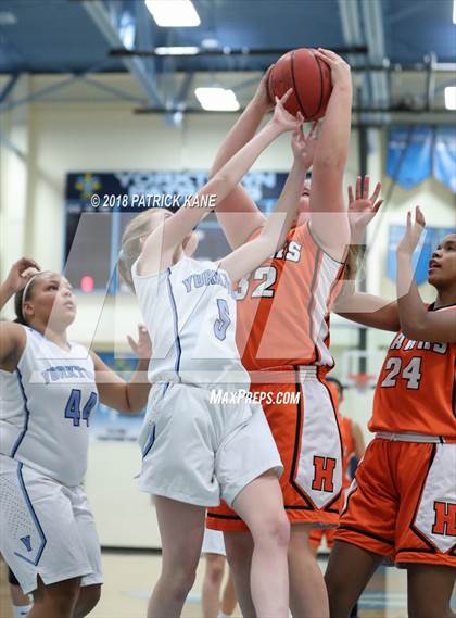 Thumbnail 3 in Hayfield @ Yorktown photogallery.