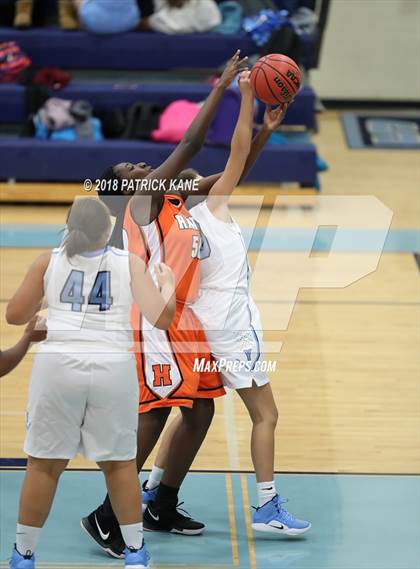 Thumbnail 1 in Hayfield @ Yorktown photogallery.