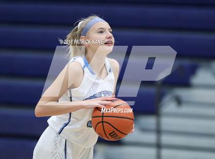 Thumbnail 2 in Hayfield @ Yorktown photogallery.