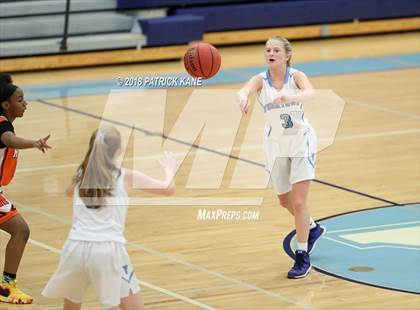 Thumbnail 1 in Hayfield @ Yorktown photogallery.
