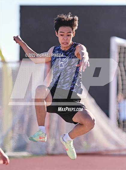 Thumbnail 1 in Villa Park @ Portola photogallery.
