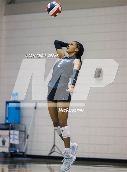 Thumbnail 2 in Alpharetta vs. Norcross (GHSA 6A Semifinal) photogallery.