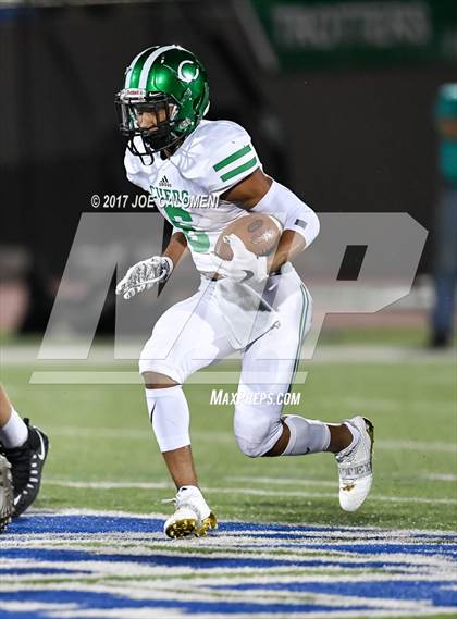 Thumbnail 2 in Cuero Vs Crystal City (Class 4A Div 2 Second Round) photogallery.