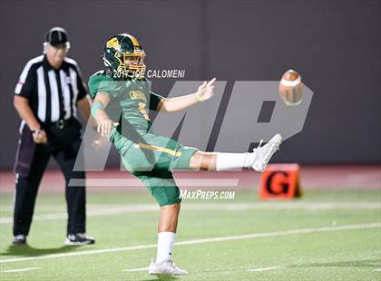 Thumbnail 3 in Cuero Vs Crystal City (Class 4A Div 2 Second Round) photogallery.