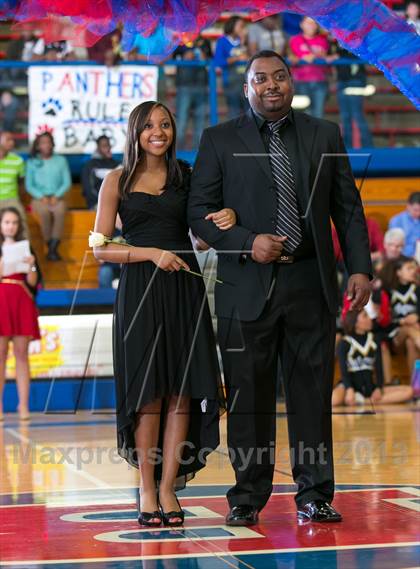 Thumbnail 3 in Millington Central vs Bartlett photogallery.