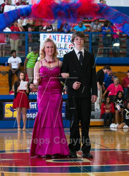 Thumbnail 3 in Millington Central vs Bartlett photogallery.