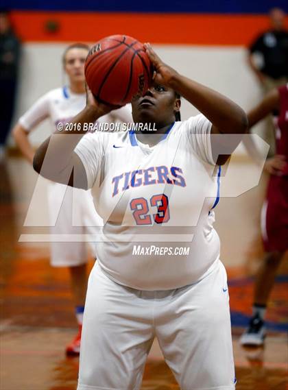 Thumbnail 1 in Maplesville @ Chilton County photogallery.