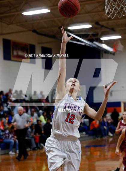 Thumbnail 3 in Maplesville @ Chilton County photogallery.