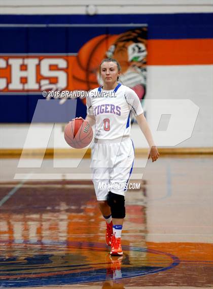 Thumbnail 1 in Maplesville @ Chilton County photogallery.