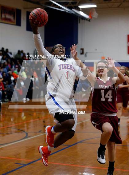 Thumbnail 3 in Maplesville @ Chilton County photogallery.