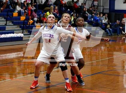 Thumbnail 1 in Maplesville @ Chilton County photogallery.