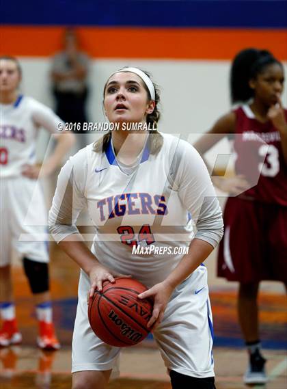 Thumbnail 3 in Maplesville @ Chilton County photogallery.