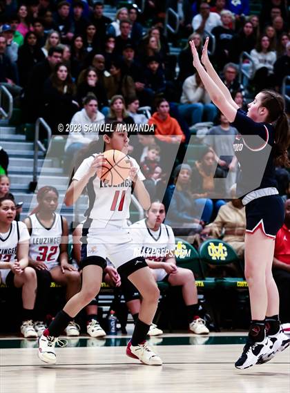Thumbnail 3 in Brentwood School vs Leuzinger (CIF SS Division 2A Championship) photogallery.