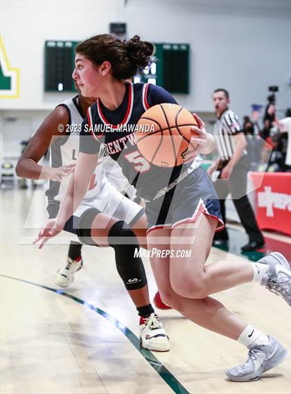 Thumbnail 3 in Brentwood School vs Leuzinger (CIF SS Division 2A Championship) photogallery.