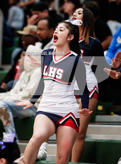 Thumbnail 2 in Brentwood School vs Leuzinger (CIF SS Division 2A Championship) photogallery.