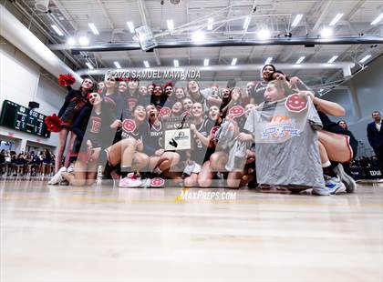 Thumbnail 2 in Brentwood School vs Leuzinger (CIF SS Division 2A Championship) photogallery.