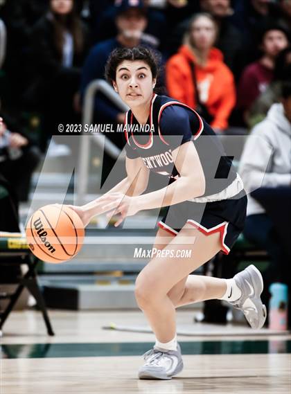 Thumbnail 1 in Brentwood School vs Leuzinger (CIF SS Division 2A Championship) photogallery.