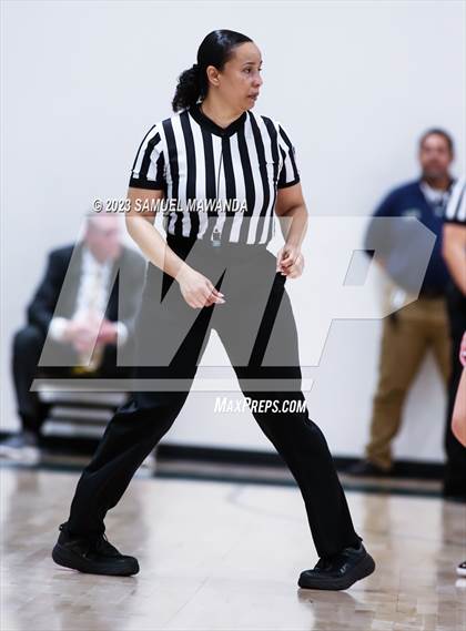 Thumbnail 1 in Brentwood School vs Leuzinger (CIF SS Division 2A Championship) photogallery.