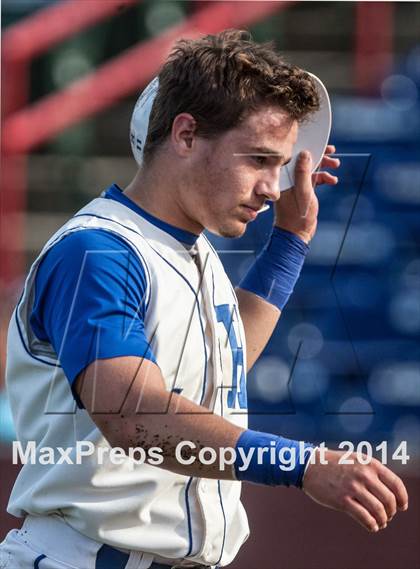 Thumbnail 3 in Ryle vs Highlands photogallery.