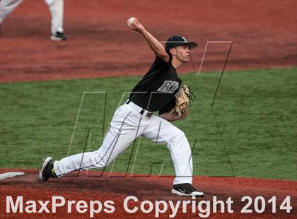 Thumbnail 3 in Ryle vs Highlands photogallery.
