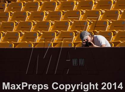 Thumbnail 2 in Ryle vs Highlands photogallery.