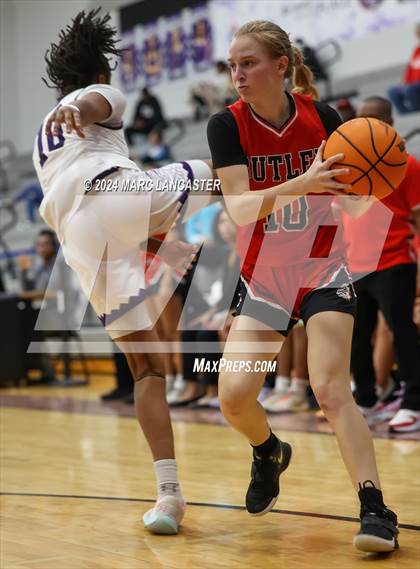 Thumbnail 1 in Butler @ Ardrey Kell (NCHSAA 4A Round 1) photogallery.