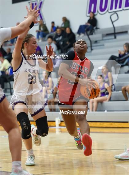 Thumbnail 2 in Butler @ Ardrey Kell (NCHSAA 4A Round 1) photogallery.