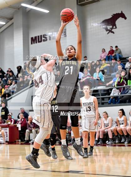 Thumbnail 2 in Clinton @ Perryville photogallery.