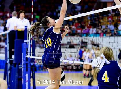 Thumbnail 2 in Paonia vs. Simla (CHSAA 2A Playoff) photogallery.