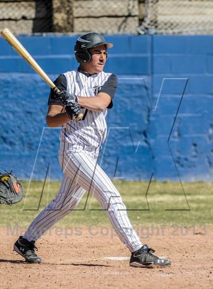 Thumbnail 2 in Cobre vs. Raton photogallery.
