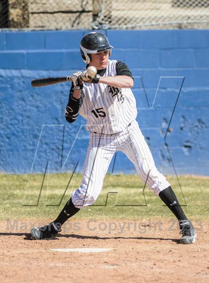 Thumbnail 3 in Cobre vs. Raton photogallery.